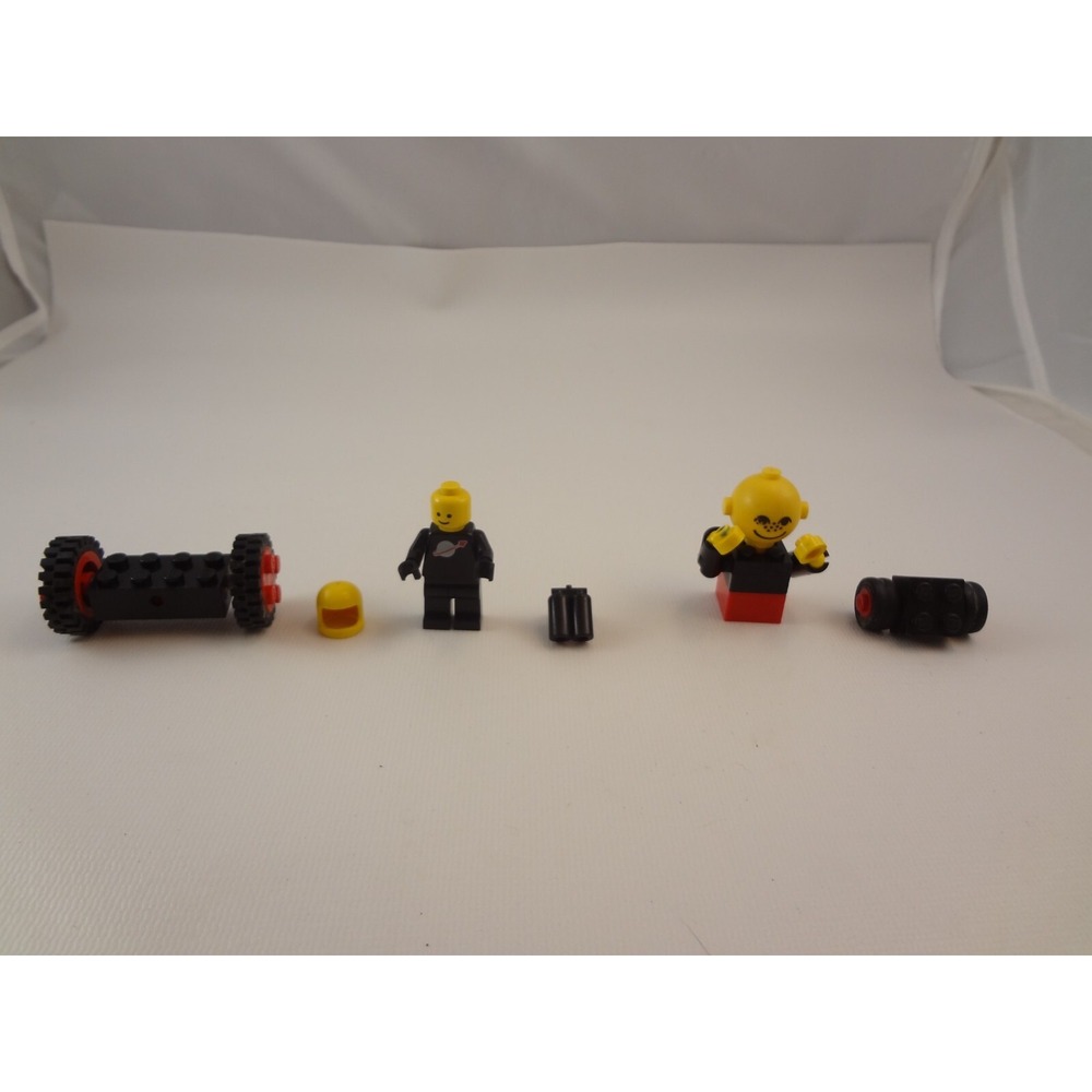 Lego Minifigure Space - Classic Black with Air Tanks sp003 - Sets 6971 6952 6951